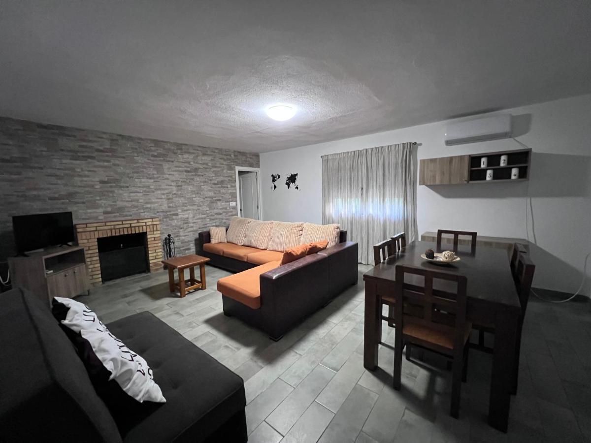 Chalet Piscina Jakuzzi Sevilla Hacienda de Tarazona Екстериор снимка