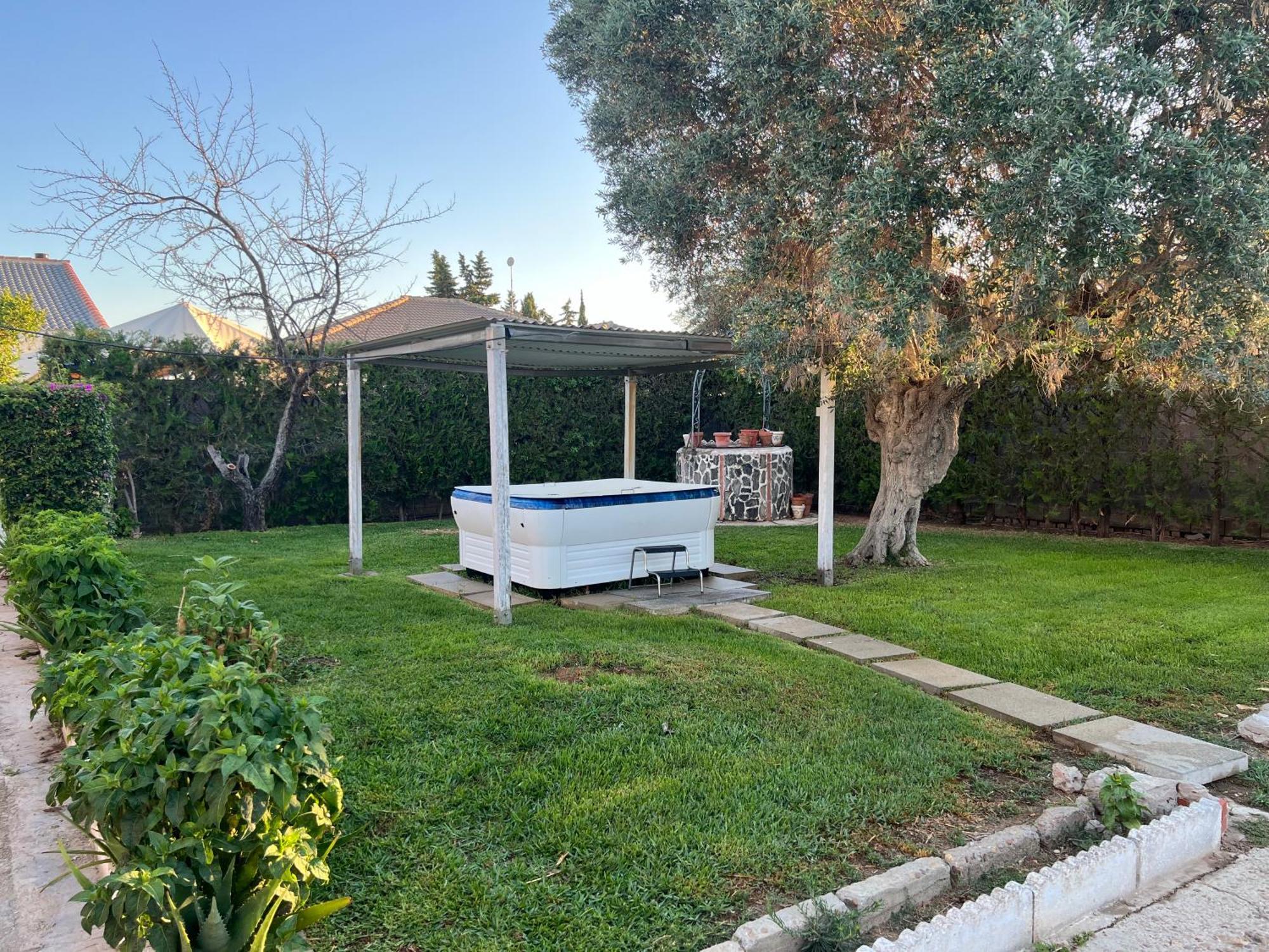 Chalet Piscina Jakuzzi Sevilla Hacienda de Tarazona Екстериор снимка